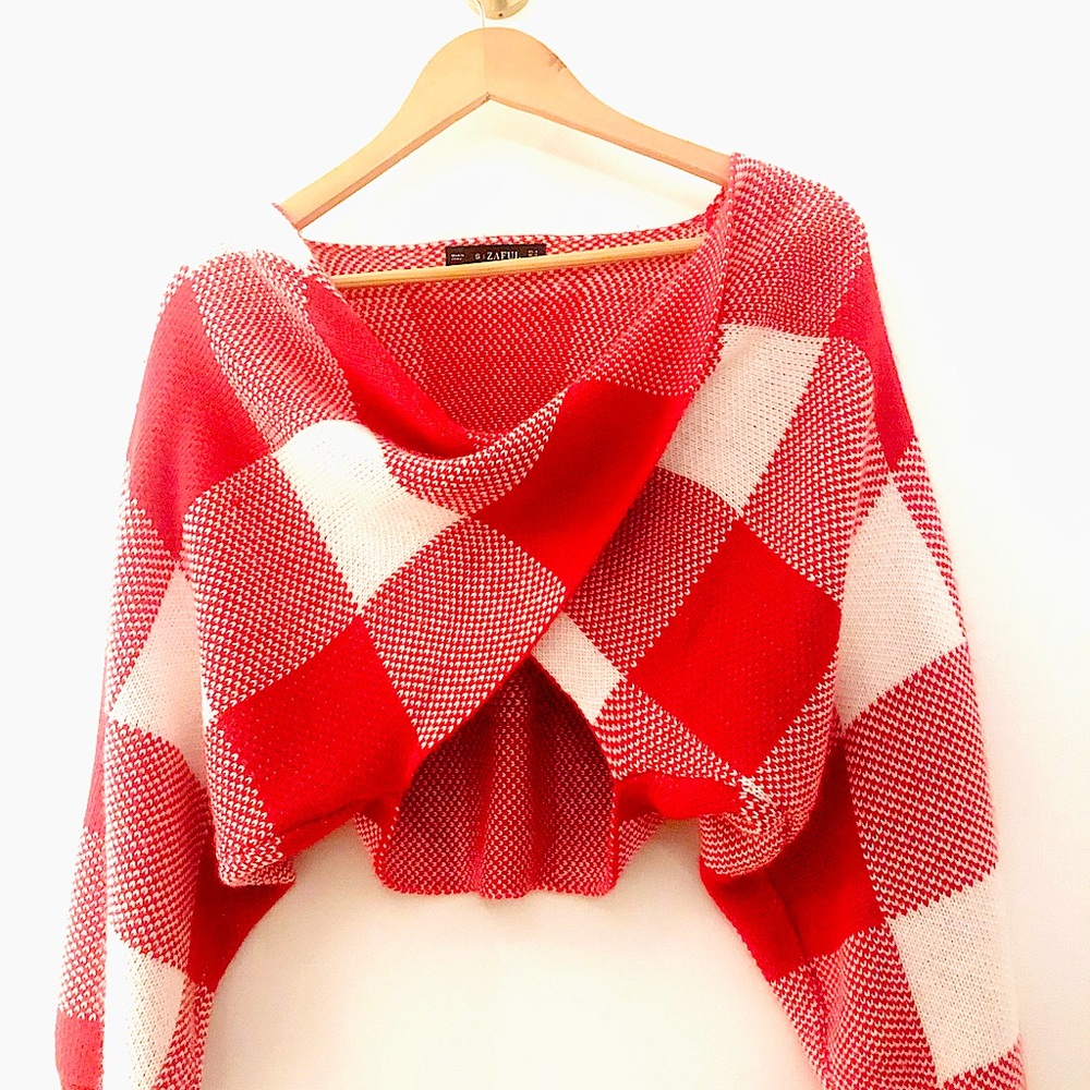 Woman’s Red + White Plaid Long Sleeve Crop Top Sweater (Size (S) Small)
